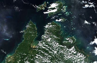2020-12-06_SentA Sentinel 2 image from Sentinel Hub EO browser showing the Tun Mustapha study area, Malaysia, acquired Dec 2020